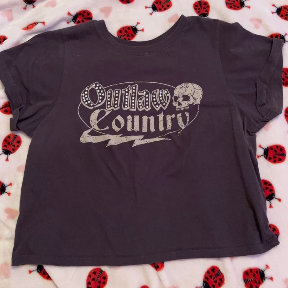 Darling Black Short Sleeve Tee with Edgy Graphic